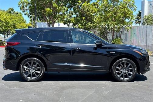 2025 Acura RDX