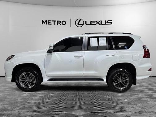 2022 Lexus GX 460 Base