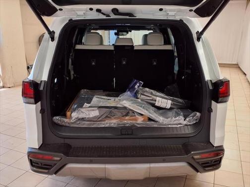 2025 Lexus LX 600 Luxury