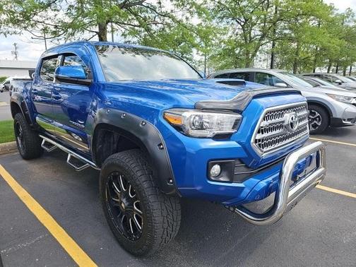 2016 Toyota Tacoma TRD Sport