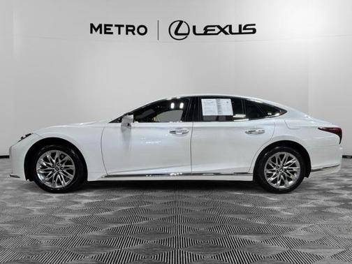 2022 Lexus LS 500 Base