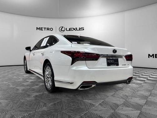 2022 Lexus LS 500 Base