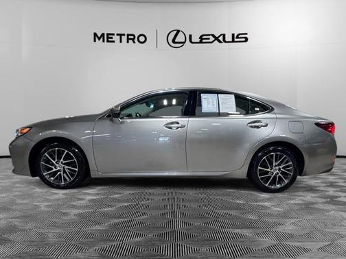 2017 Lexus ES 350 Base