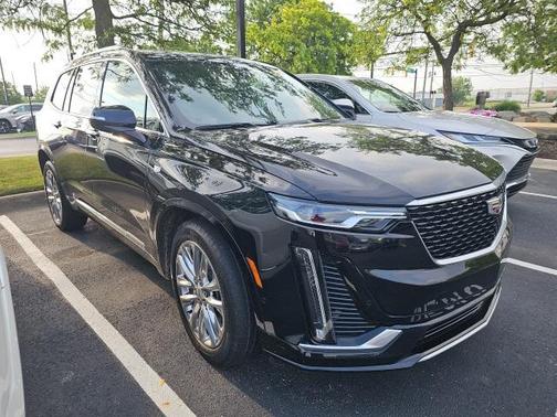 2022 Cadillac XT6 Premium Luxury AWD