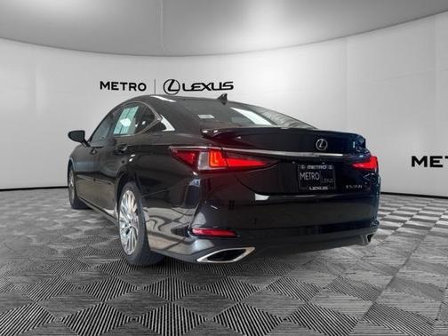 2022 Lexus ES 350 Ultra Luxury