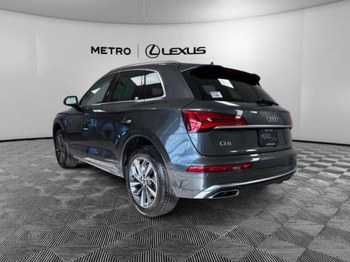 2023 Audi Q5 45 S line quattro Premium