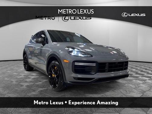 2023 Porsche Cayenne Turbo GT
