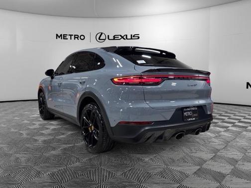 2023 Porsche Cayenne Turbo GT