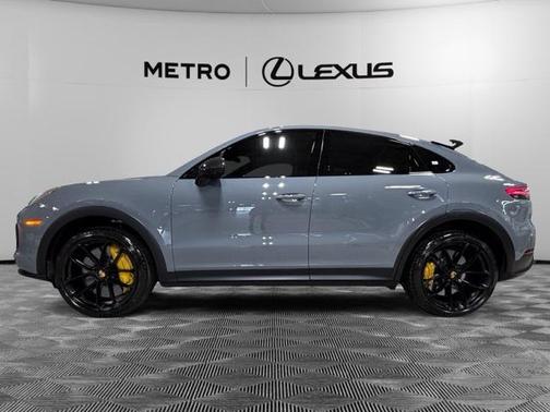2023 Porsche Cayenne Turbo GT