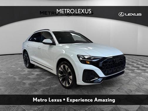 2024 Audi Q8 55 Premium
