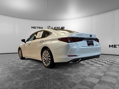 2021 Lexus ES 350 Ultra Luxury