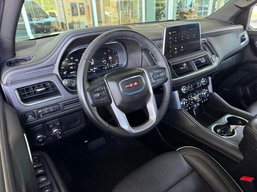 Onyx Black 2024 GMC Yukon SLT