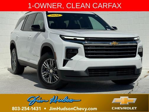 Summit White 2026 Chevrolet Traverse LT