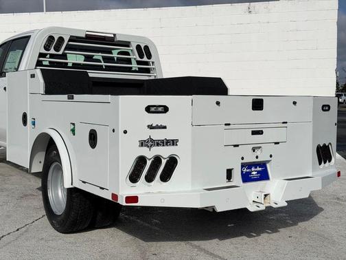 Summit White 2026 Chevrolet Silverado 3500 WT