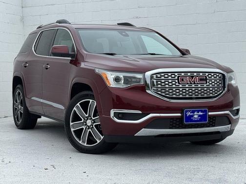 2018 GMC Acadia Denali