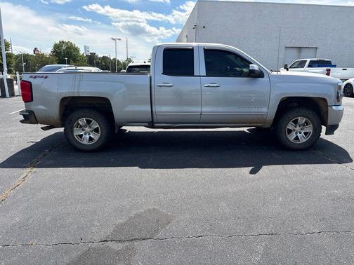 Silver Ice Metallic 2017 Chevrolet Silverado 1500 1LT