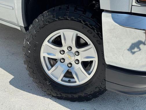Silver Ice Metallic 2017 Chevrolet Silverado 1500 1LT