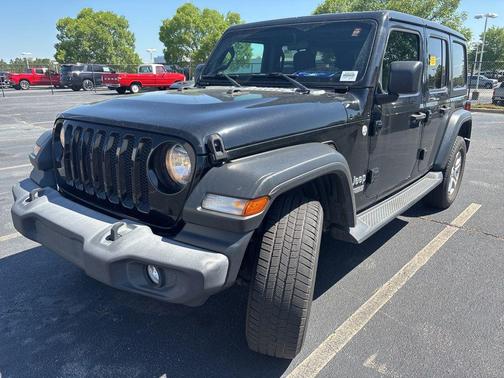 Black Clearcoat 2018 Jeep Wrangler Unlimited Sport