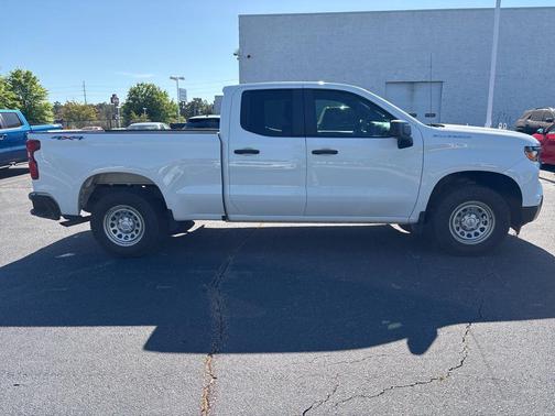 2023 Chevrolet Silverado 1500 WT