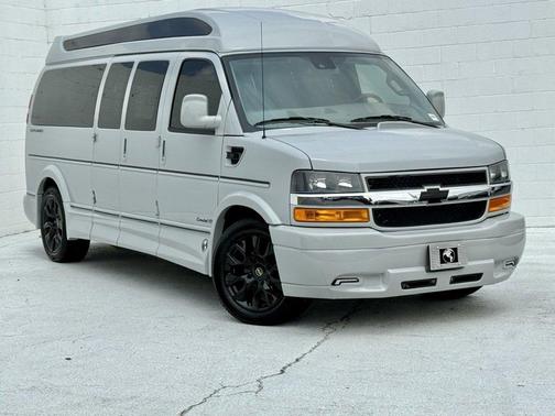 2025 Chevrolet Express 2500 Work Van