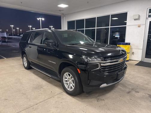 2024 Chevrolet Suburban LT