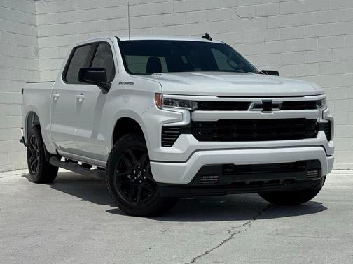Summit White 2026 Chevrolet Silverado 1500 RST