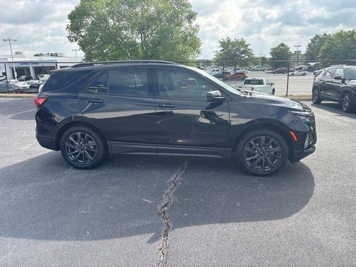 Mosaic Black Metallic 2024 Chevrolet Equinox FWD RS