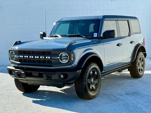 2024 Ford Bronco Black Diamond