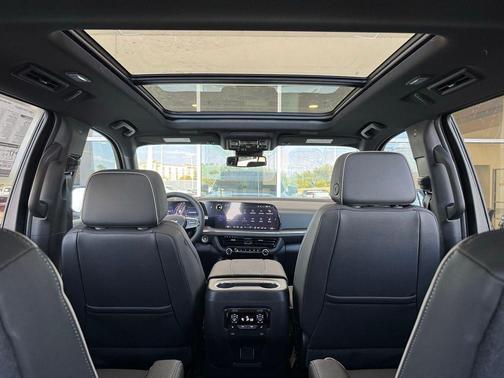 Polar White Tricoat 2026 Chevrolet Tahoe Premier