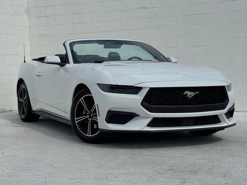 Oxford White 2025 Ford Mustang EcoBoost Premium