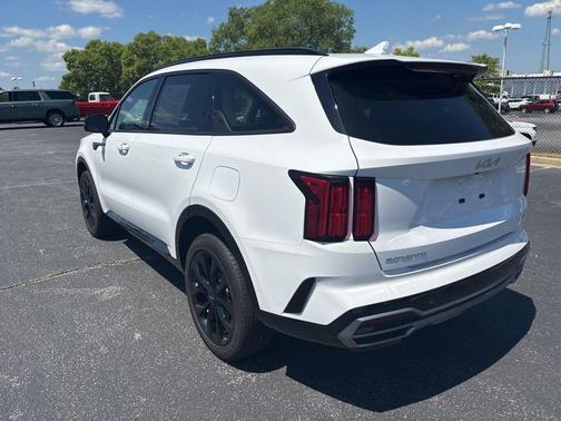 Glacial White Pearl 2023 Kia Sorento SX