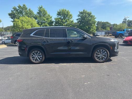 2025 Buick Enclave Preferred FWD