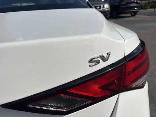 Fresh Powder 2024 Nissan Sentra SV