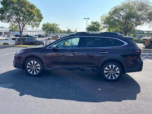 Mahogany Pearl 2023 Subaru Outback Touring XT