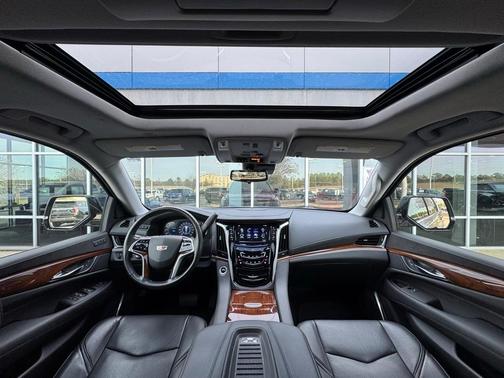 2020 Cadillac Escalade Luxury