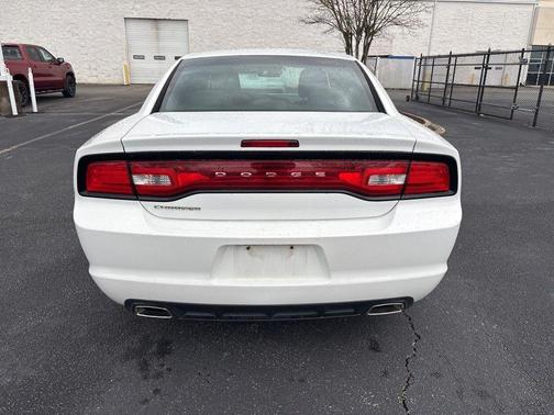 Bright White Clearcoat 2013 Dodge Charger SE