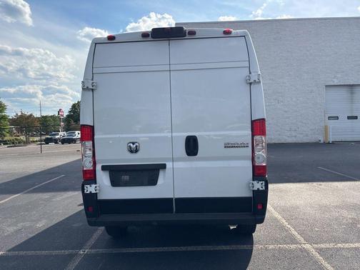 Bright White 2025 RAM ProMaster 2500 Tradesman