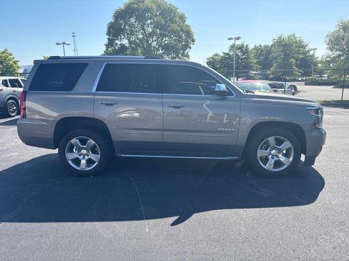Pepperdust Metallic 2017 Chevrolet Tahoe Premier