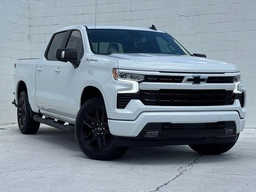 Summit White 2026 Chevrolet Silverado 1500 RST