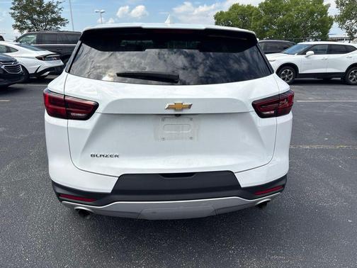 Summit White 2025 Chevrolet Blazer 2LT