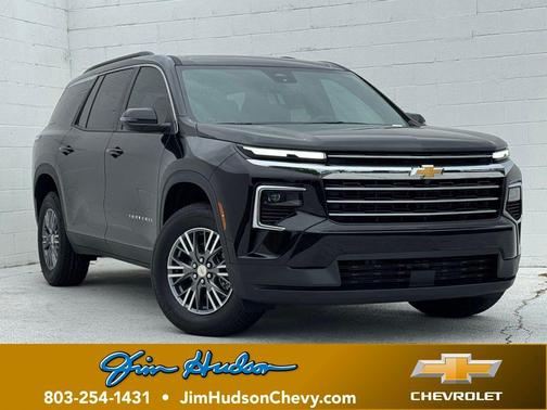 Mosaic Black Metallic 2026 Chevrolet Traverse LT