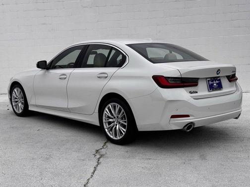 2024 BMW 330 i