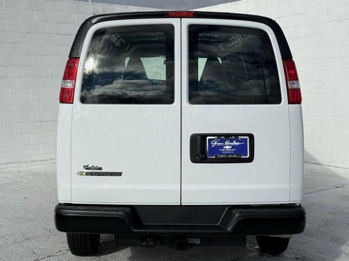 2025 Chevrolet Express 2500 Work Van