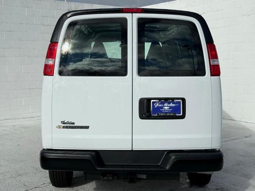 2025 Chevrolet Express 2500 Work Van