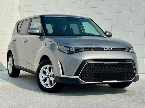 2023 Kia Soul LX