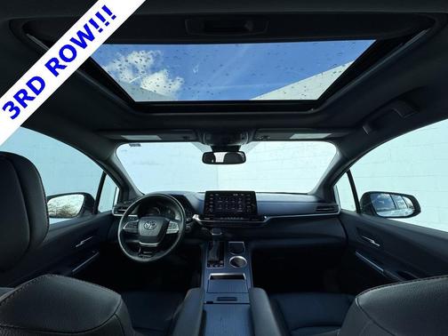 2023 Toyota Sienna XSE