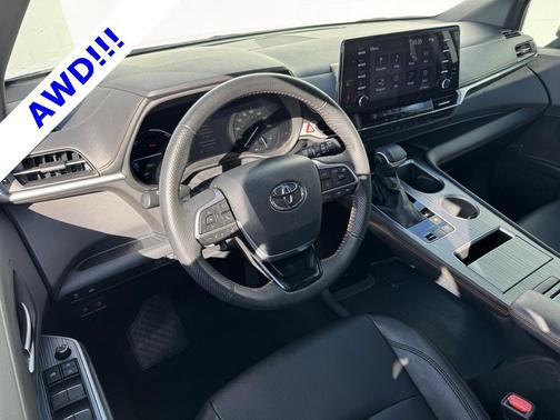 2023 Toyota Sienna XSE