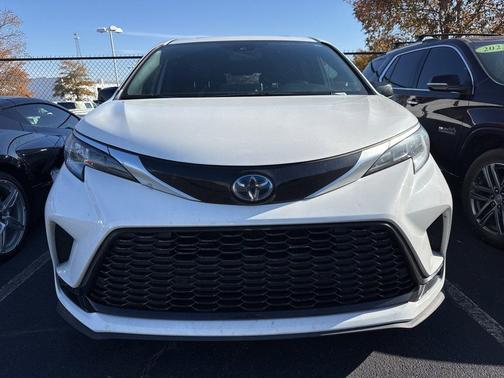 2023 Toyota Sienna XSE