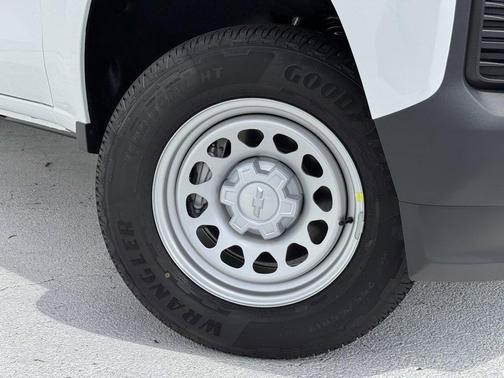 2025 Chevrolet Colorado WT