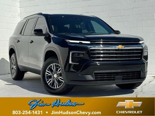 Mosaic Black Metallic 2026 Chevrolet Traverse LT
